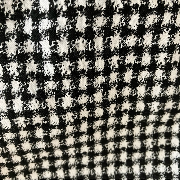 EUC Calvin Klein Black and White Checkered Sleeveless Sheath Dress (10) - Picture 5 of 7